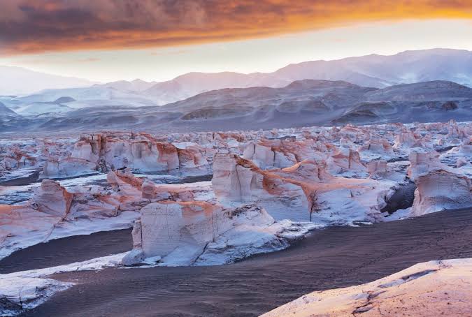 Antofagasta de la Sierra y Campo de Piedra Pómez: la Puna más surrealista
